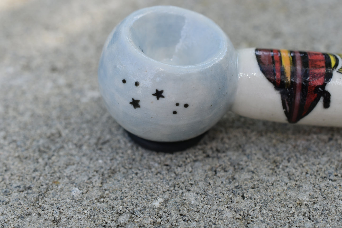 Alien Spaceship, Small Pipe