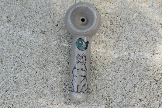 Little Bunny, Cement Gray Color, Small Pipe