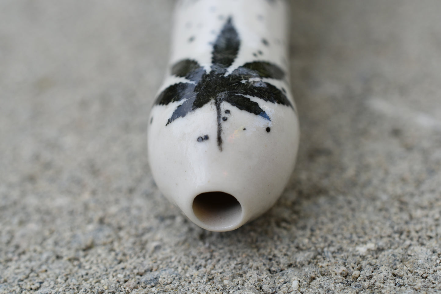 Cannabis Leaf, Large Pipe